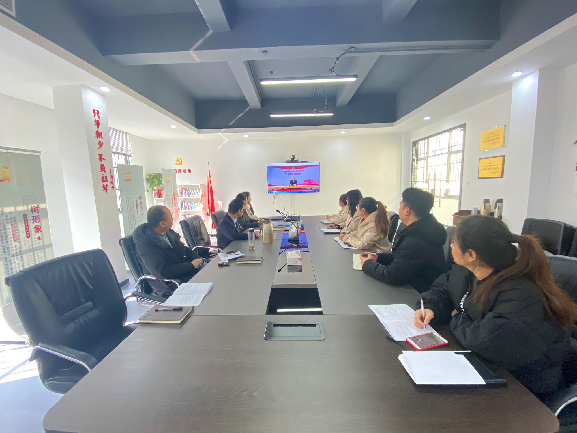 学党史 悟思想——庐阳彩名堂文创园党支部组织开展党史学习教育活动