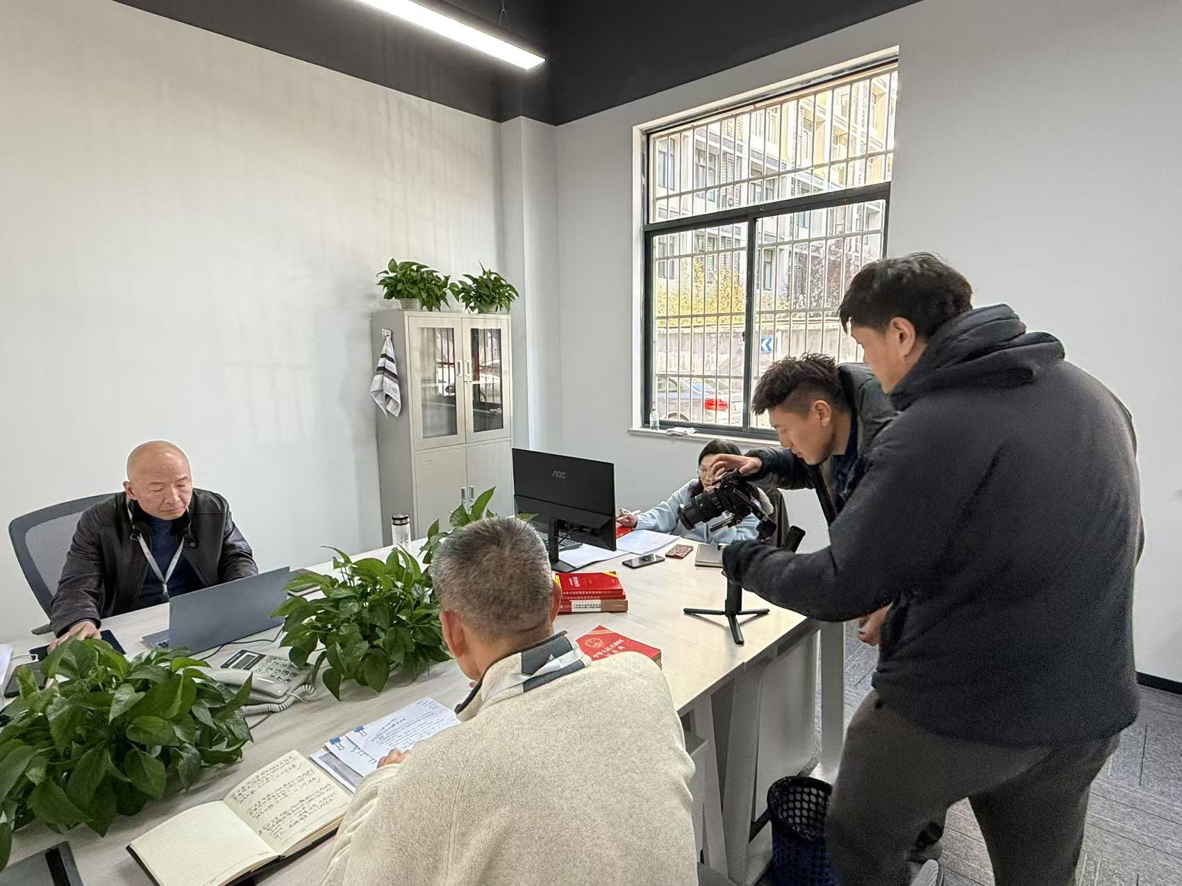 助力和美辖区，，，，，展现律威风采