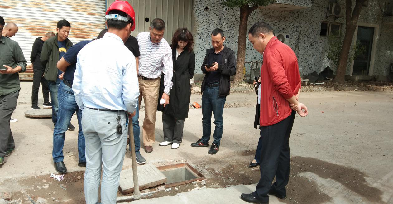 彩名堂科技产业园“污水零直排”              推进工作，，，，，，，，实地勘察2.png