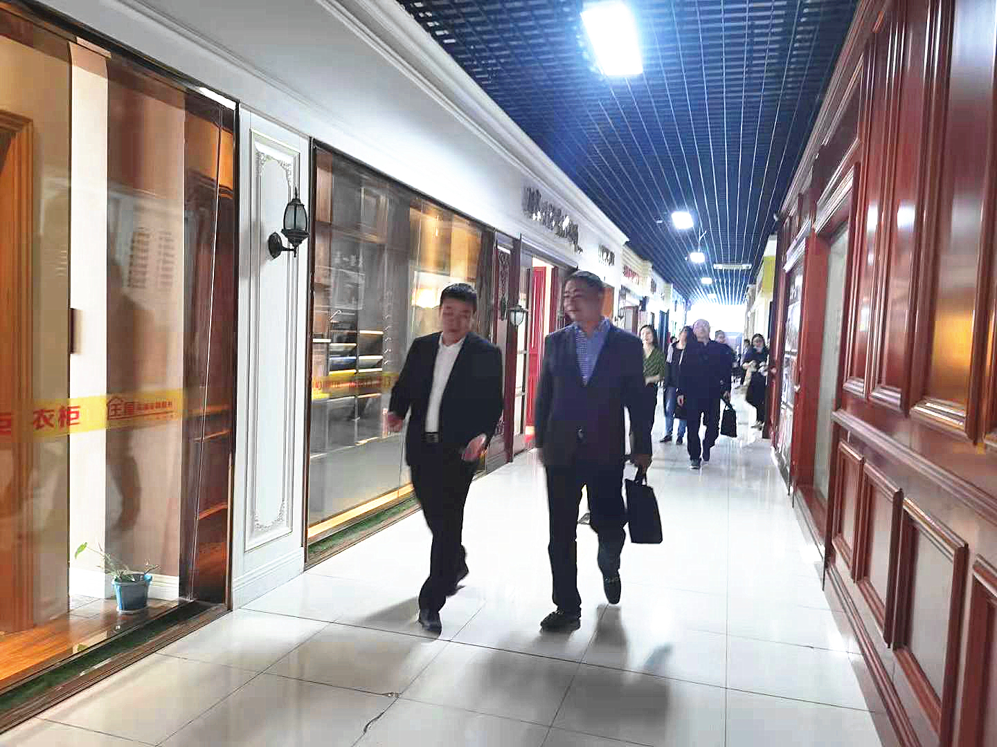 1彩名堂市场走访.jpg